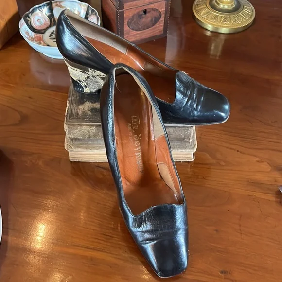 1980s Snakeskin Wedge Heel In black and Tan Stuart Weitzman - Picture 2 of 7